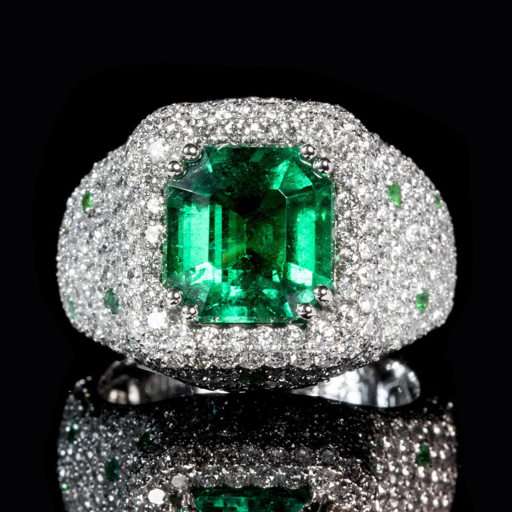 emerald engagement ring