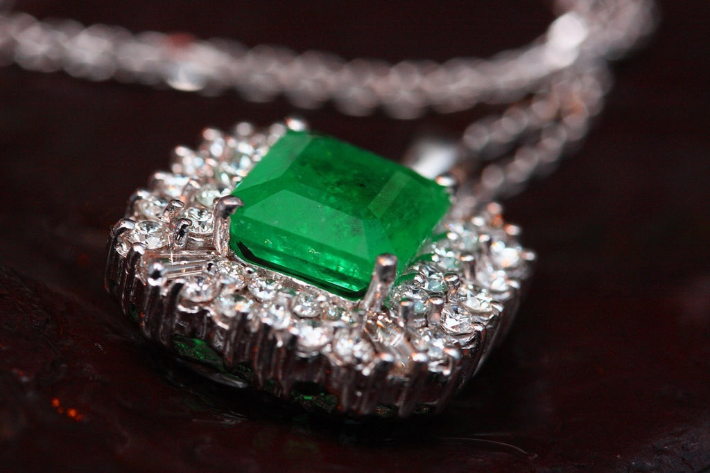 emerald pendant