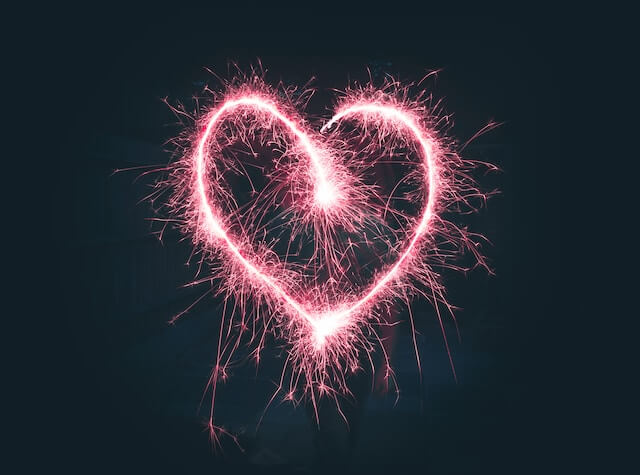 heart shaped pink sparklers