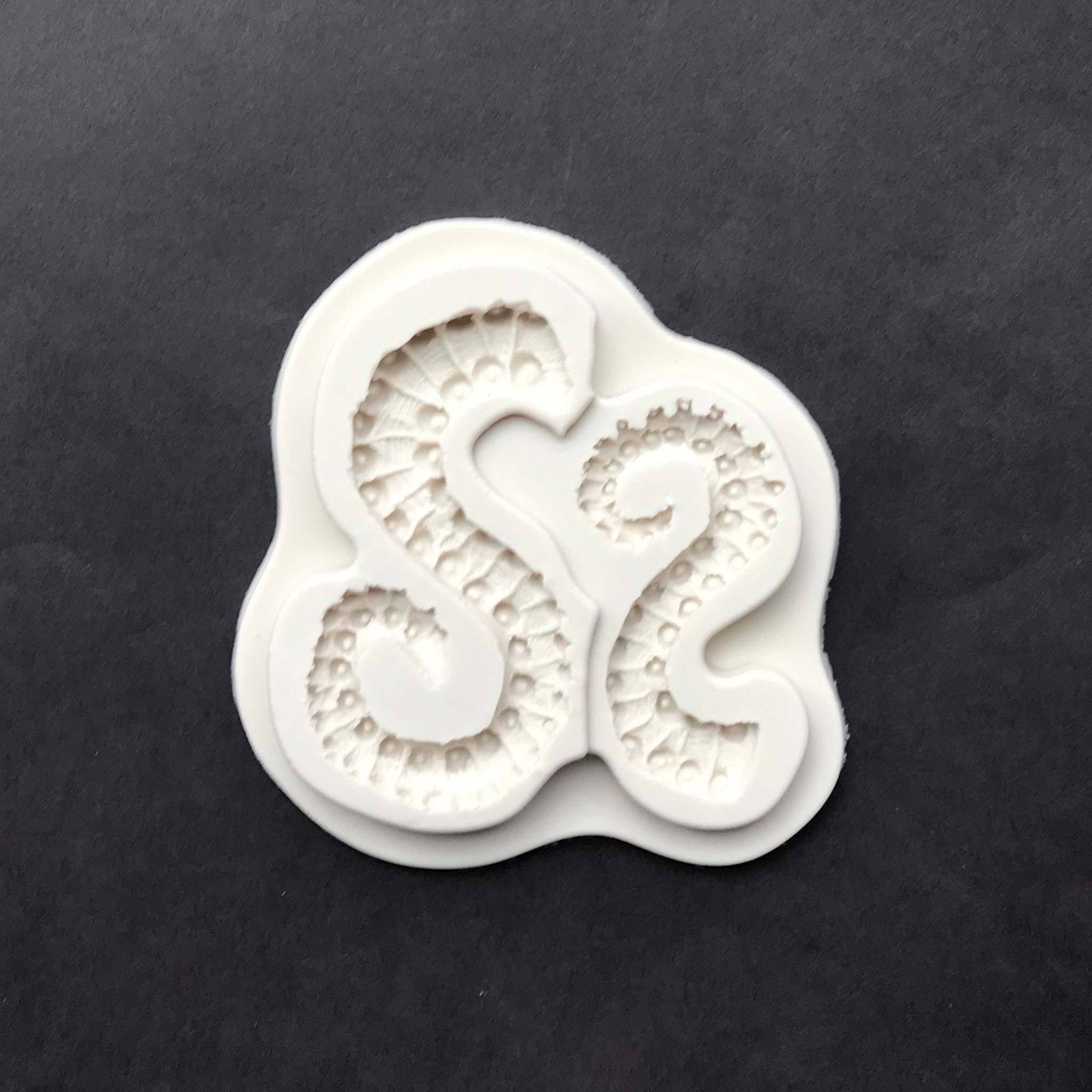 Octopus Tentacle Silicone Mold – Resin Crafter