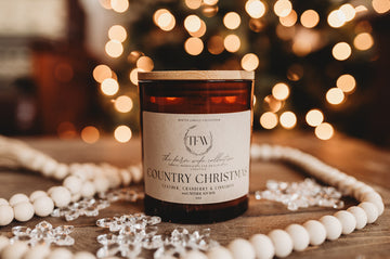 Country Christmas | Leather, Cranberry & Cinnamon