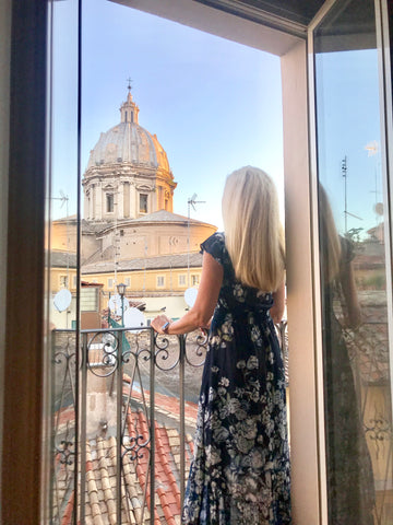 Artist Inspiration: Artist Christine Bell in Rome Italy experiencing Art, Culture, Architecture and History for Inspiration