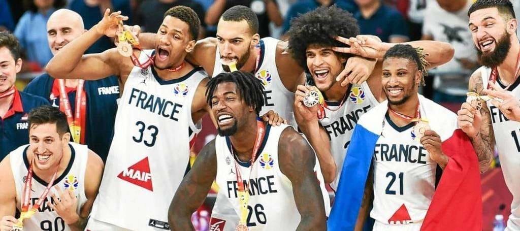 Où le basket-ball est-il populaire en dehors des États-Unis ?