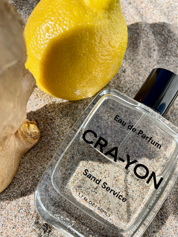 Art Life EDP by CRA-YON Parfums has lemon as a top note.