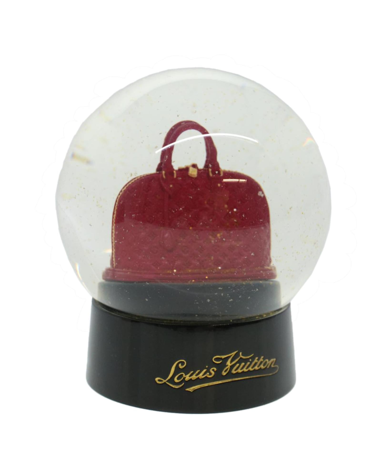 image of Clear Glass Snow Globe