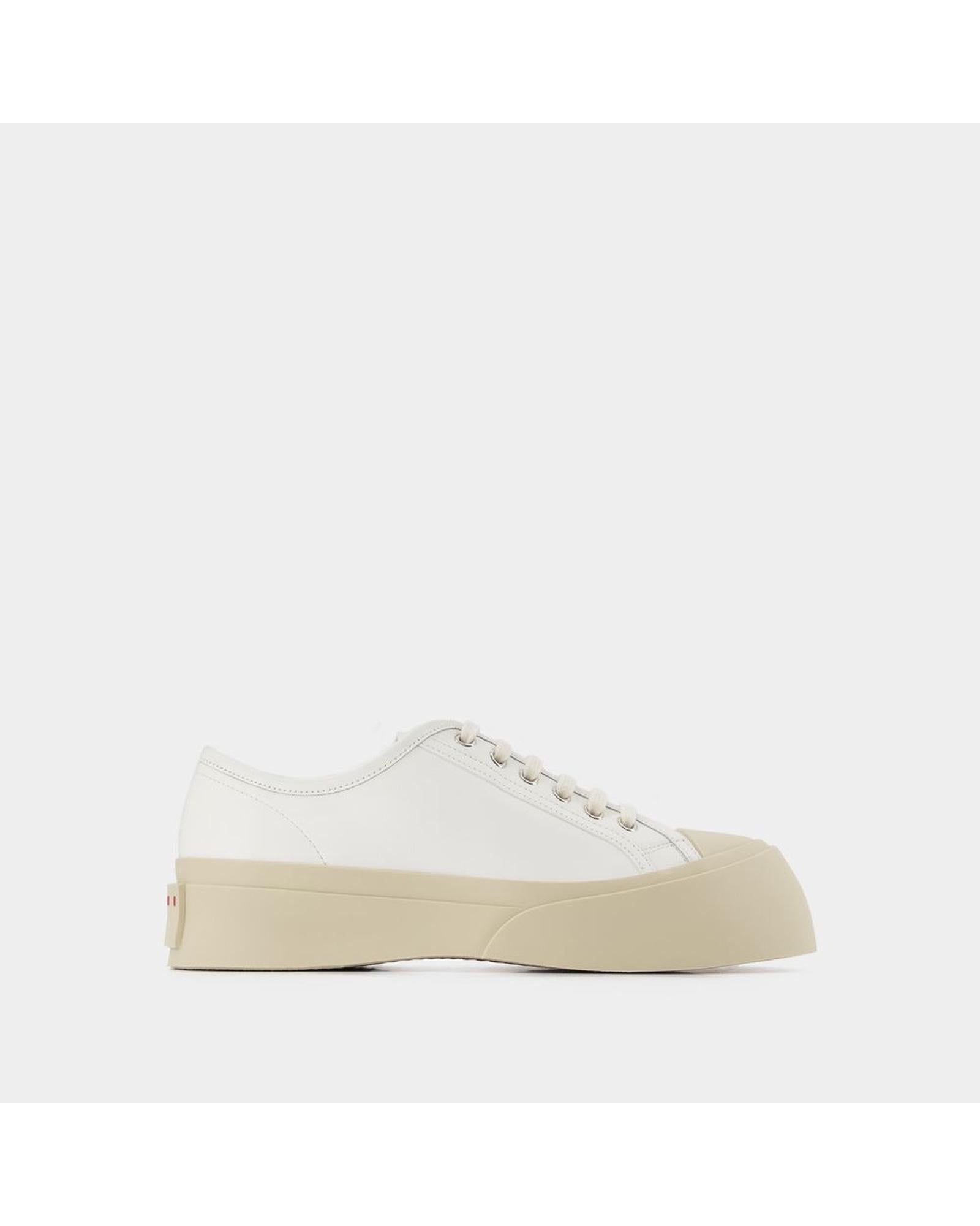 image of Lace-Up Sneakers - Smooth Lambskin - Top Laces - Round Toe