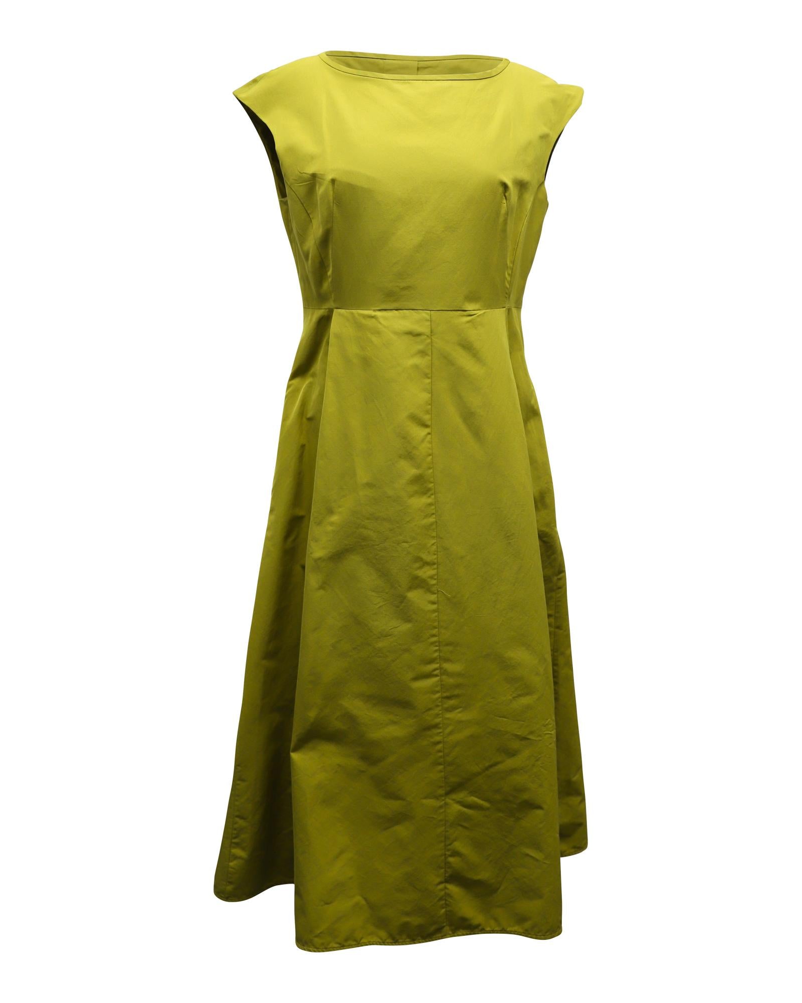 Image of Green Sleeveless Pleated Midi Dress in Taffeta Polyester