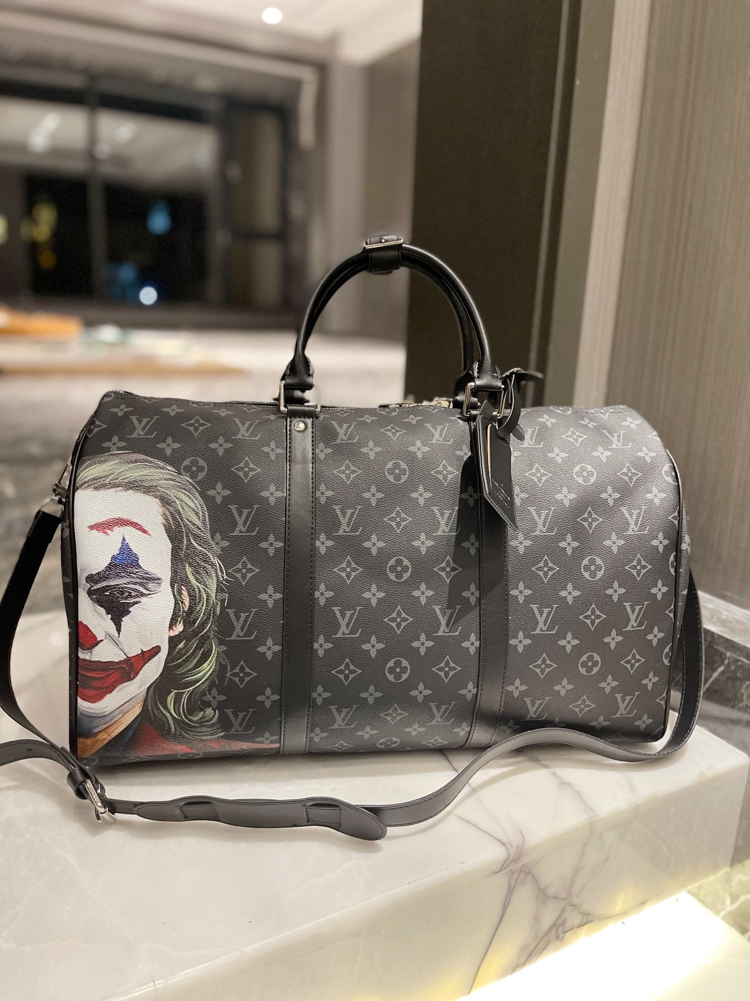 Louis Vuitton Large Capacity Portable Travel Bag Duffle Bag For Male And Female Long And Short Dista