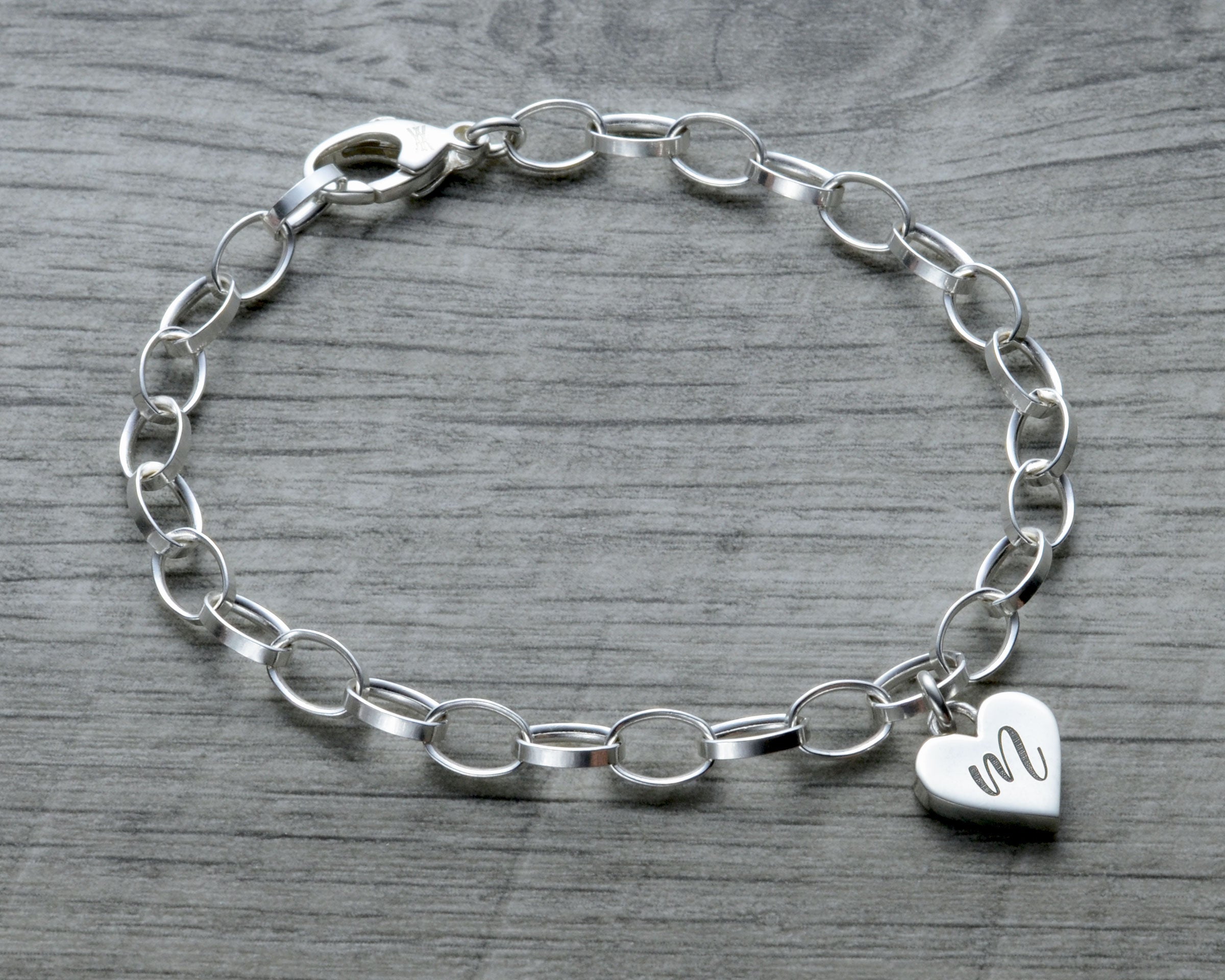 Buy Heart Shape Charm Bracelet - Joyalukkas