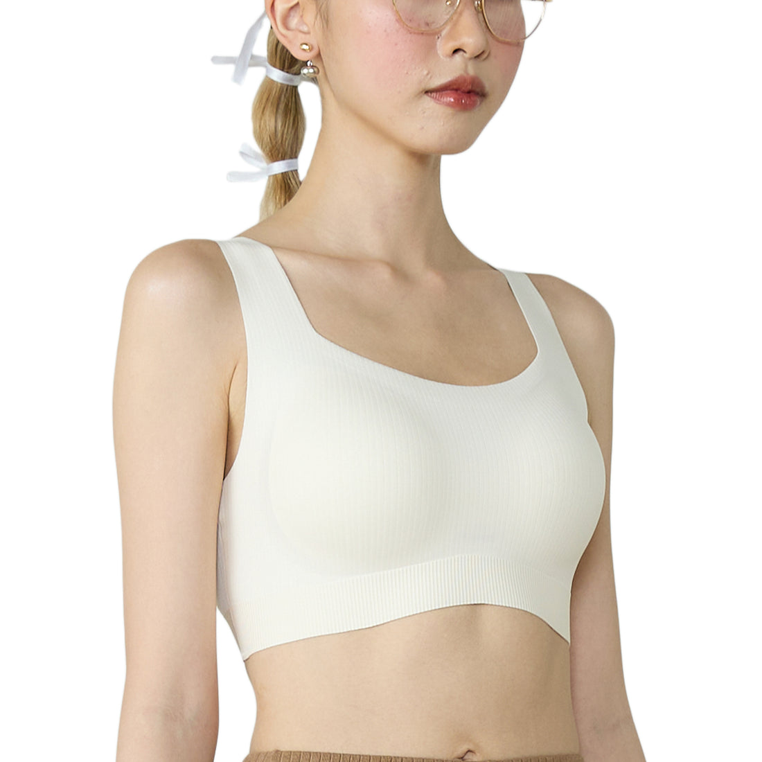 Wacoal Mood Smart Size Teen underwear, wireless bra, model (bra and un –  Thai Wacoal Public Company Limited