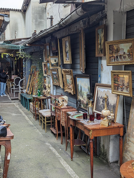 antique shopping paris