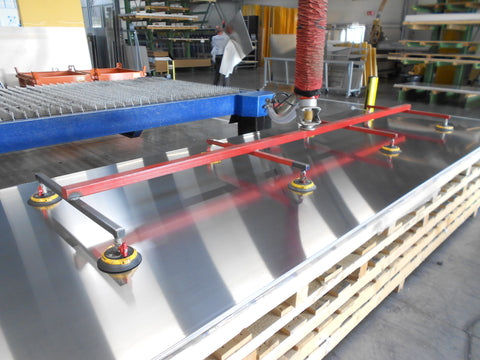 Large Sheets Handling with vacuum liting unit