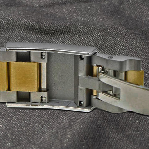 Folding buckle with easy link