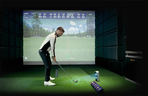 Golfjoy GDS plus indoor golfstudio