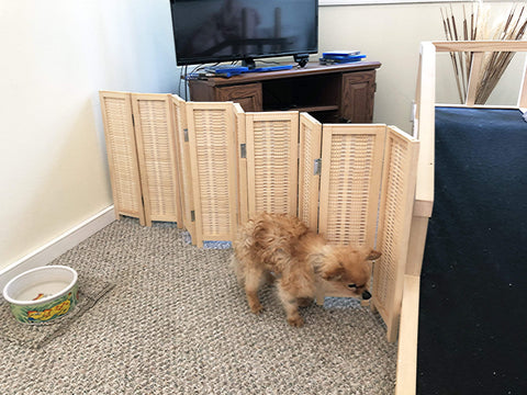 Bamboo Blocker Accordion Dog Barrier