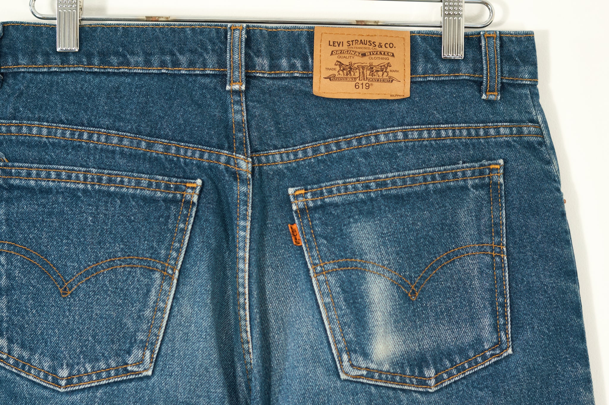 levis 619 orange tab