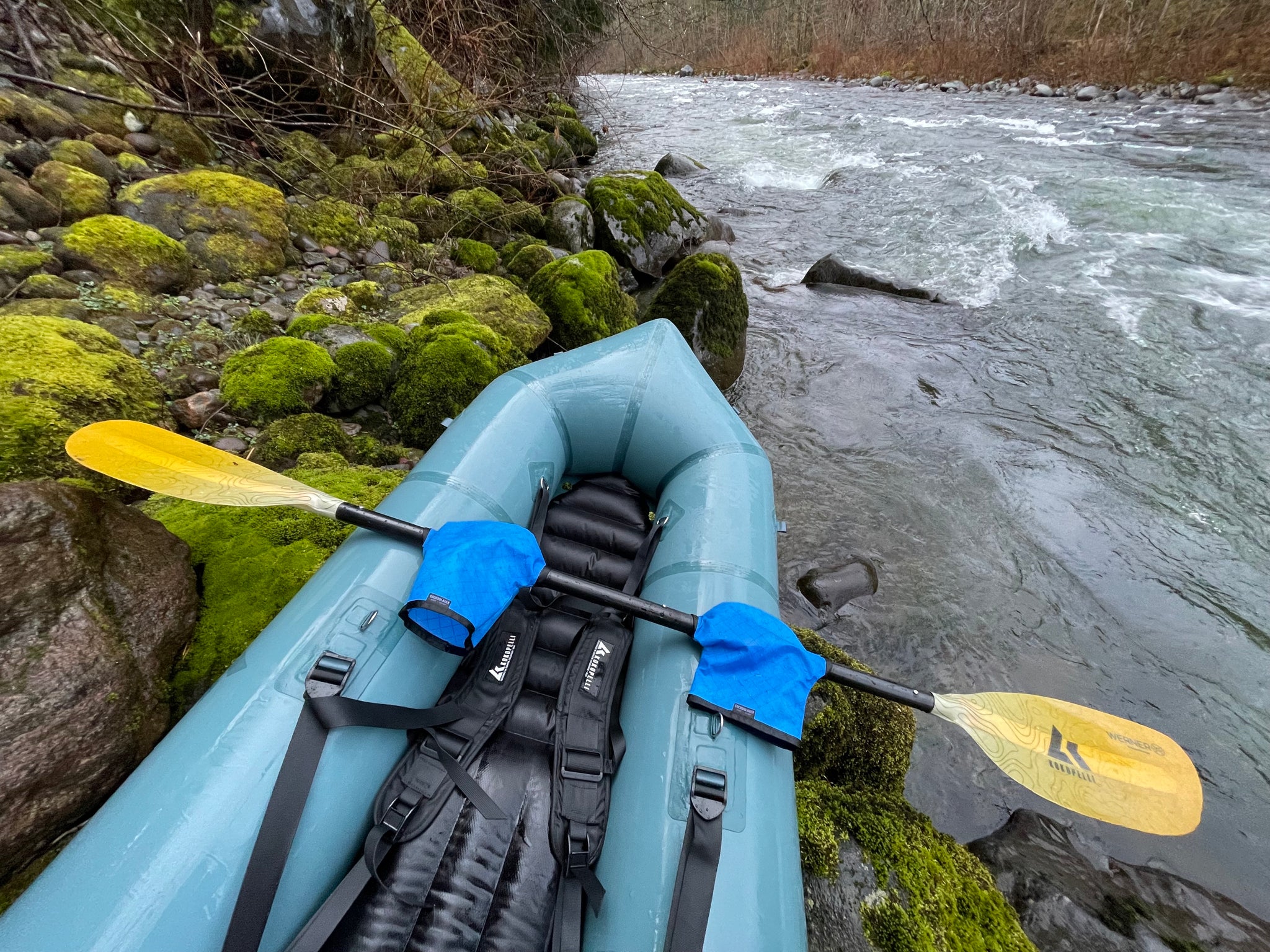 Sockdolager ultralight packraft pogies