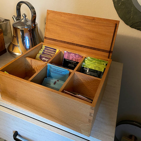 Wood tea box, dividers with different holding 6 kinds of tea