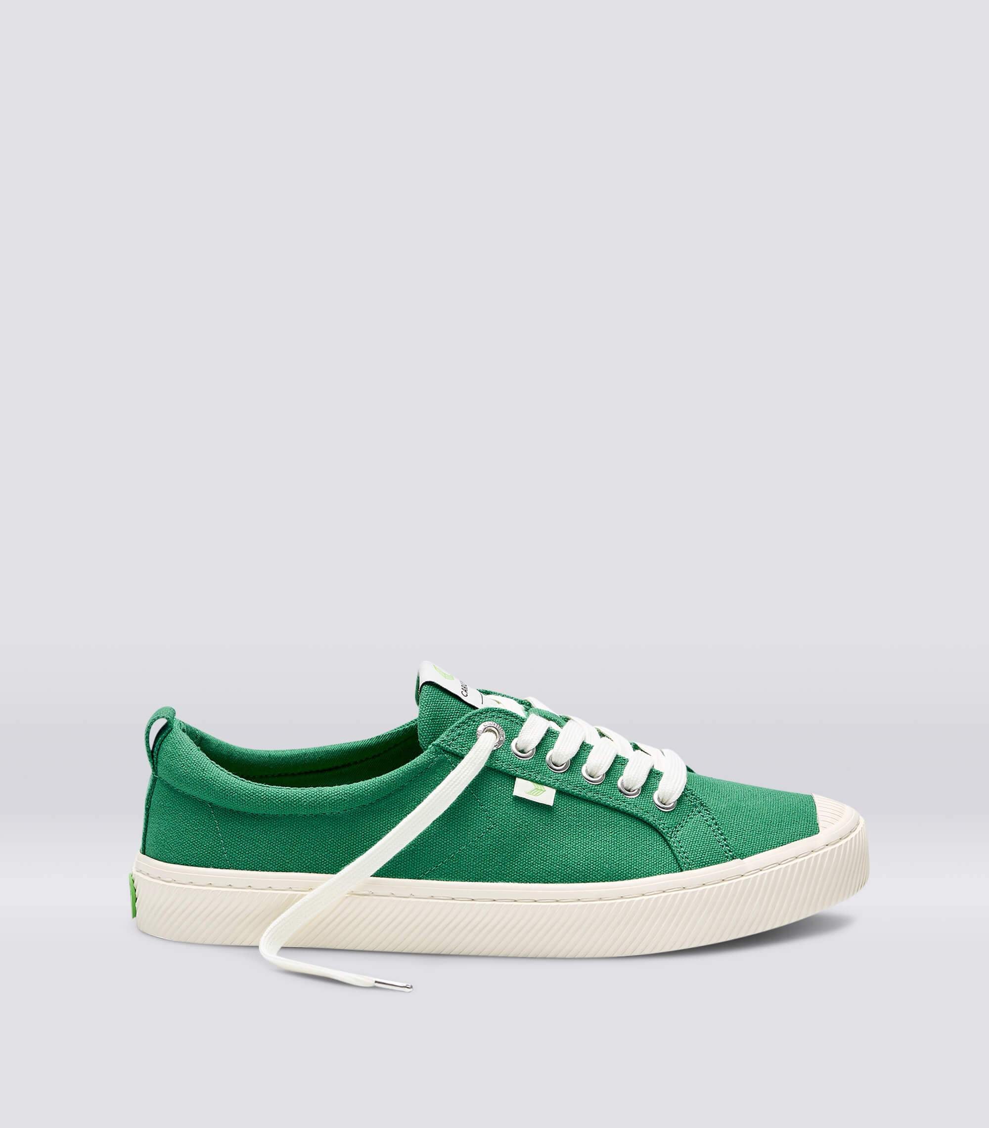 oca low green canvas sneaker