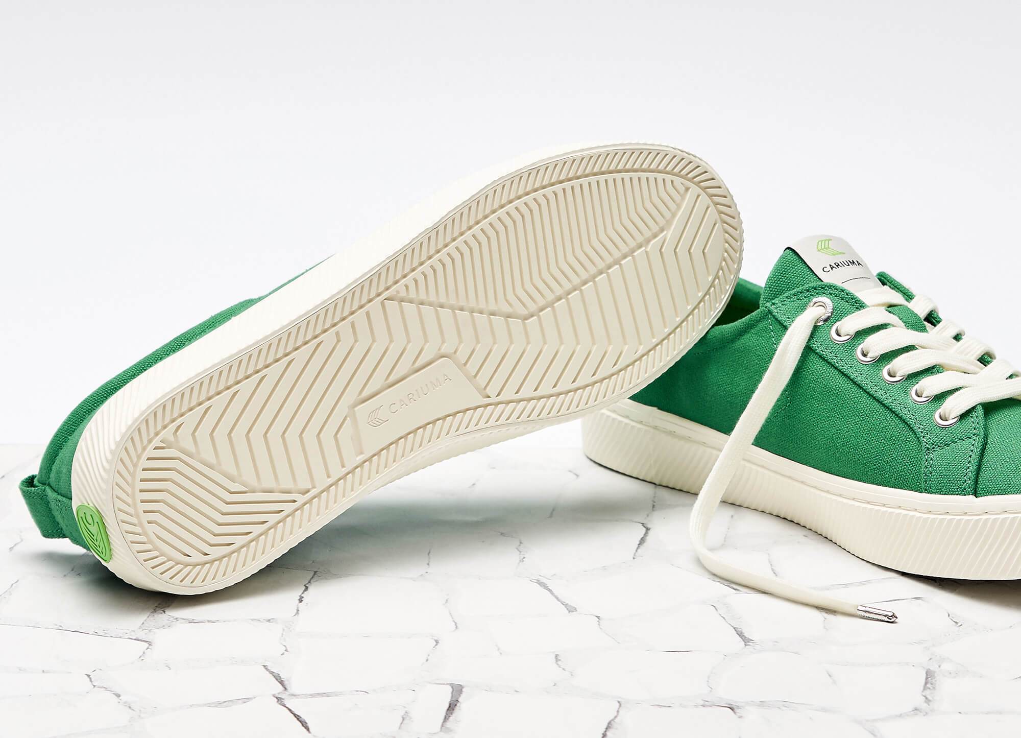 oca low green canvas sneaker