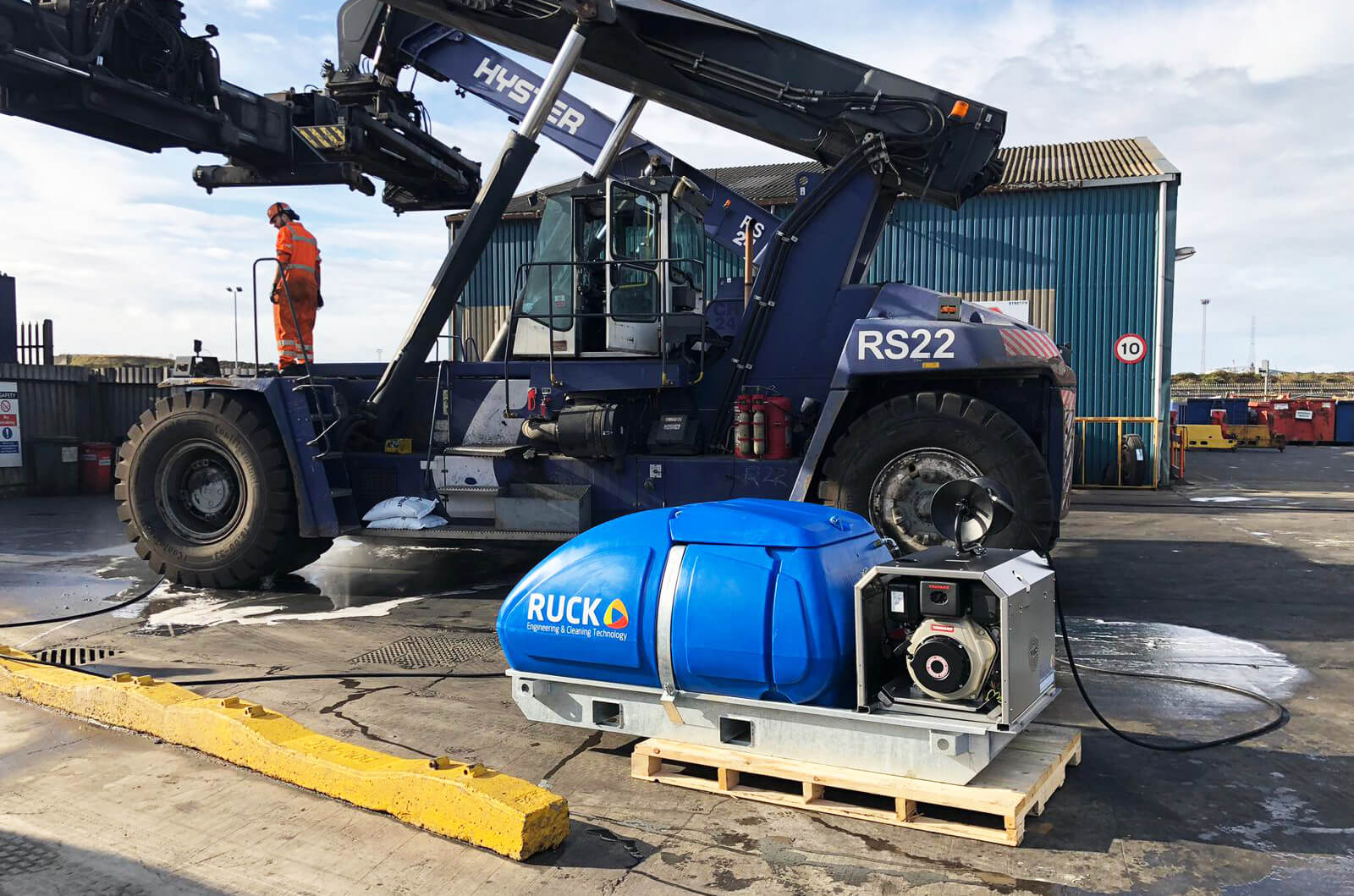 Ruck Engineering - Supplying industrial pressure washer equipment throughout Middlesbrough, Teesside and the Tees Valley. 