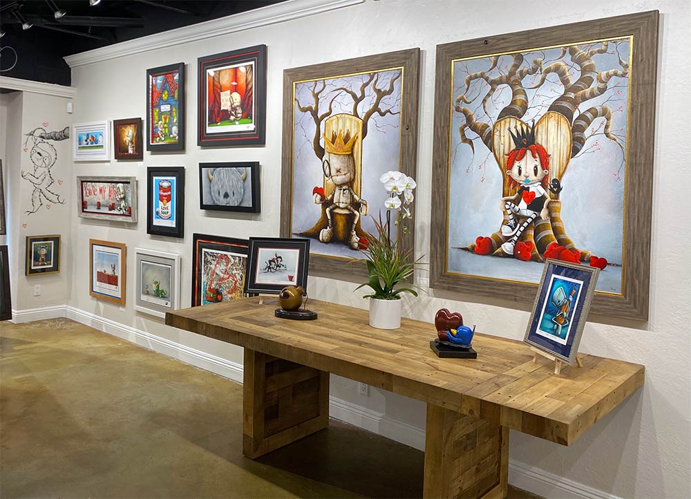 Inside Fabio Napoleoni Gallery