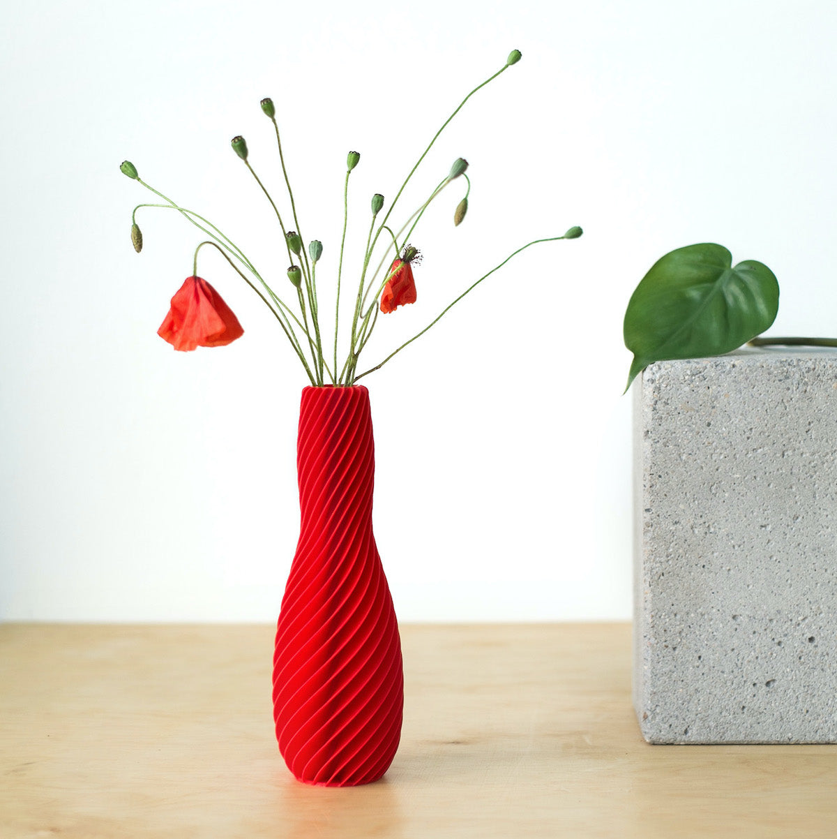 Červená designová váza 3D print Martin Žampach Spiral