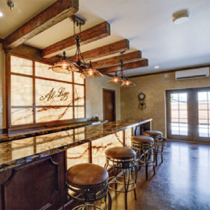 inside of Al Lago tasting room