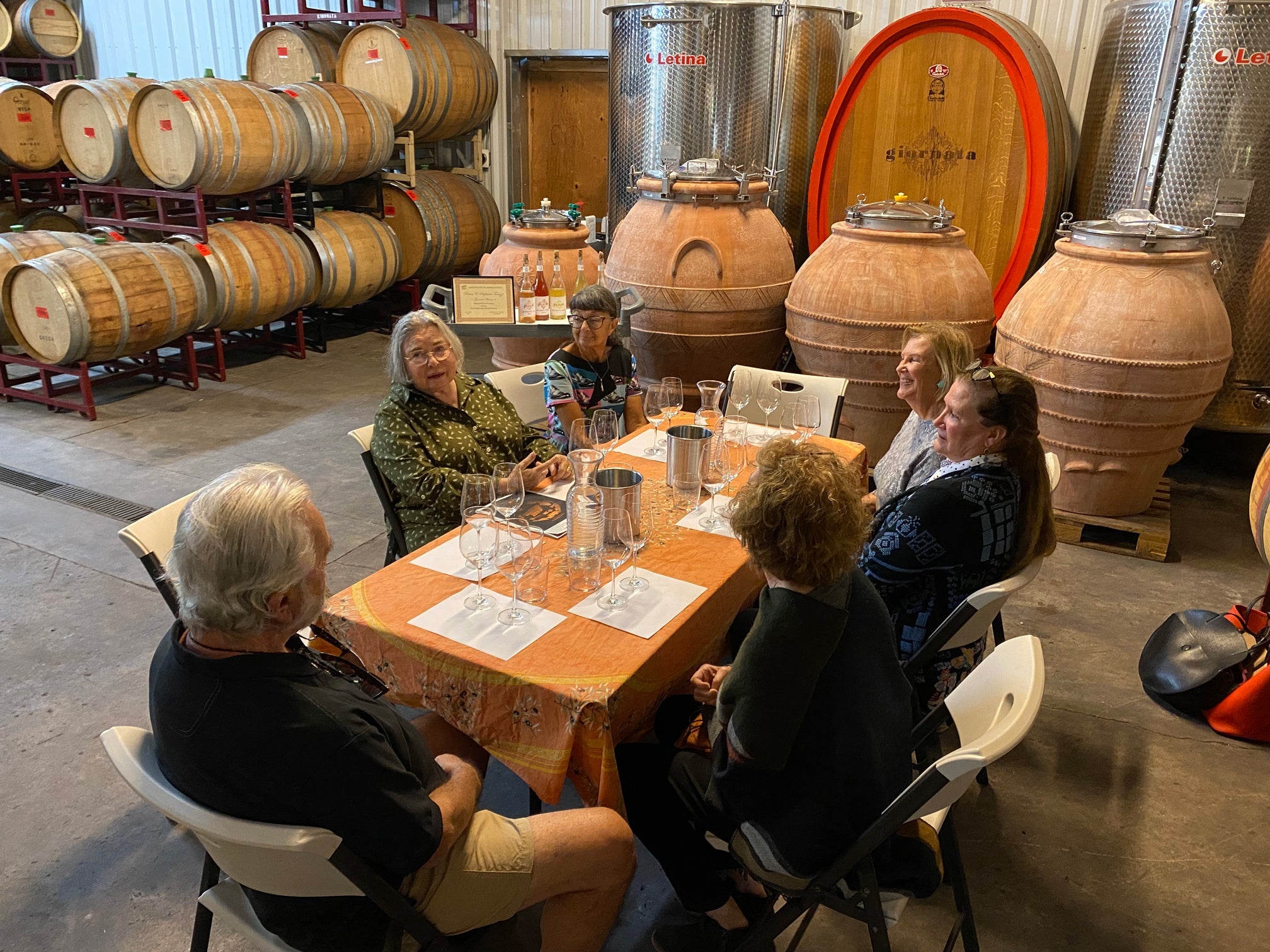 Giornata tasting in the barrel room