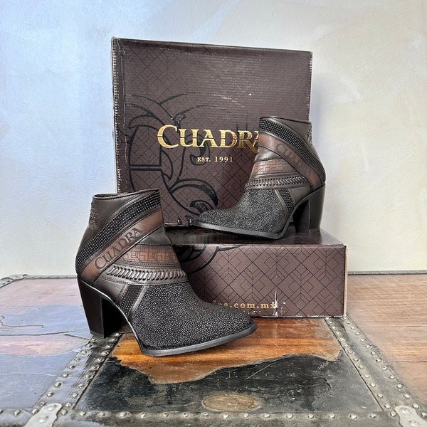 Cuadra Wmns Ankle Boots Crust Tokio Gris Black 3F48RS – Lil Bit of Mexico  Boutique