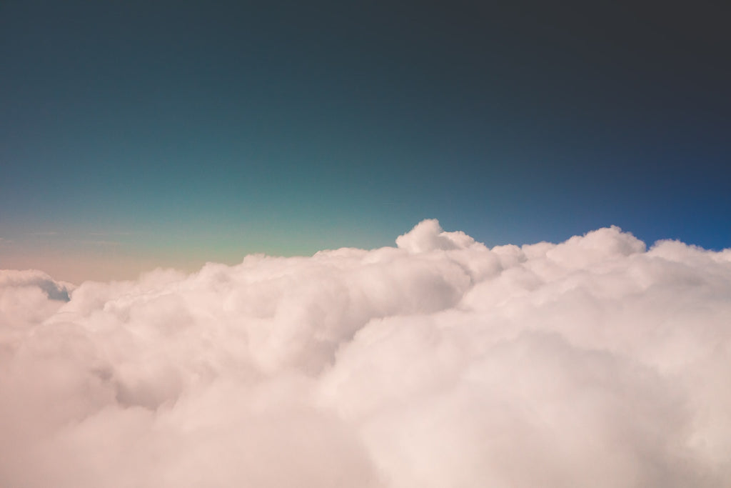 Cielo con nubes simbolizando los sueños nocturnos