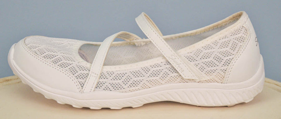 White Temple Shoes for Women | Dressed in White