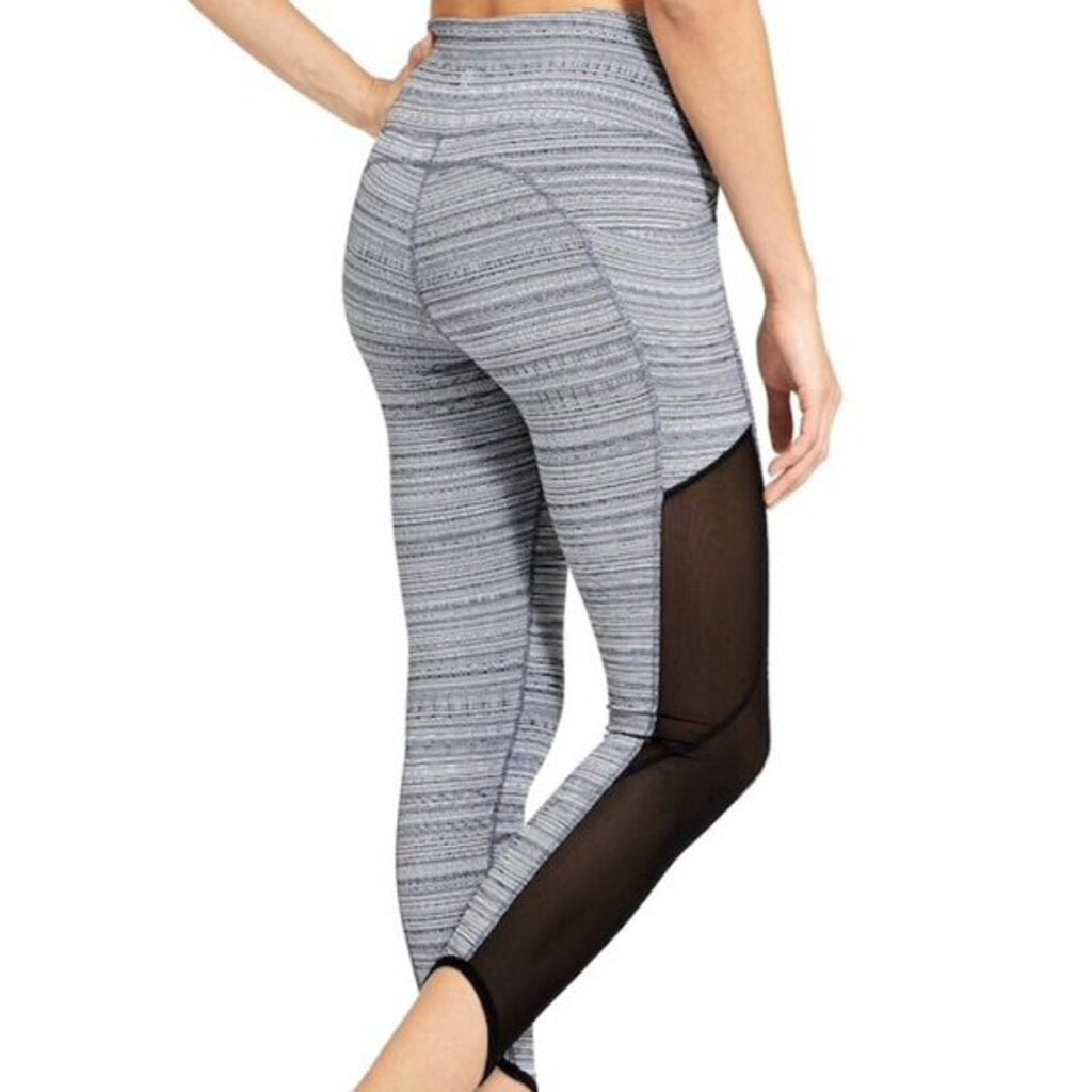 Carbon 38 Tie Dye Printed 7/8 Leggings - Size XS – Chic Boutique