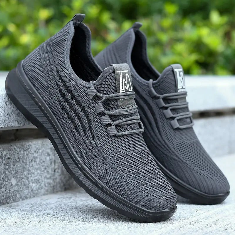 Product Image for WW | Schwarze Atmungsaktive Leichte Sportschuhe, Grau / 43