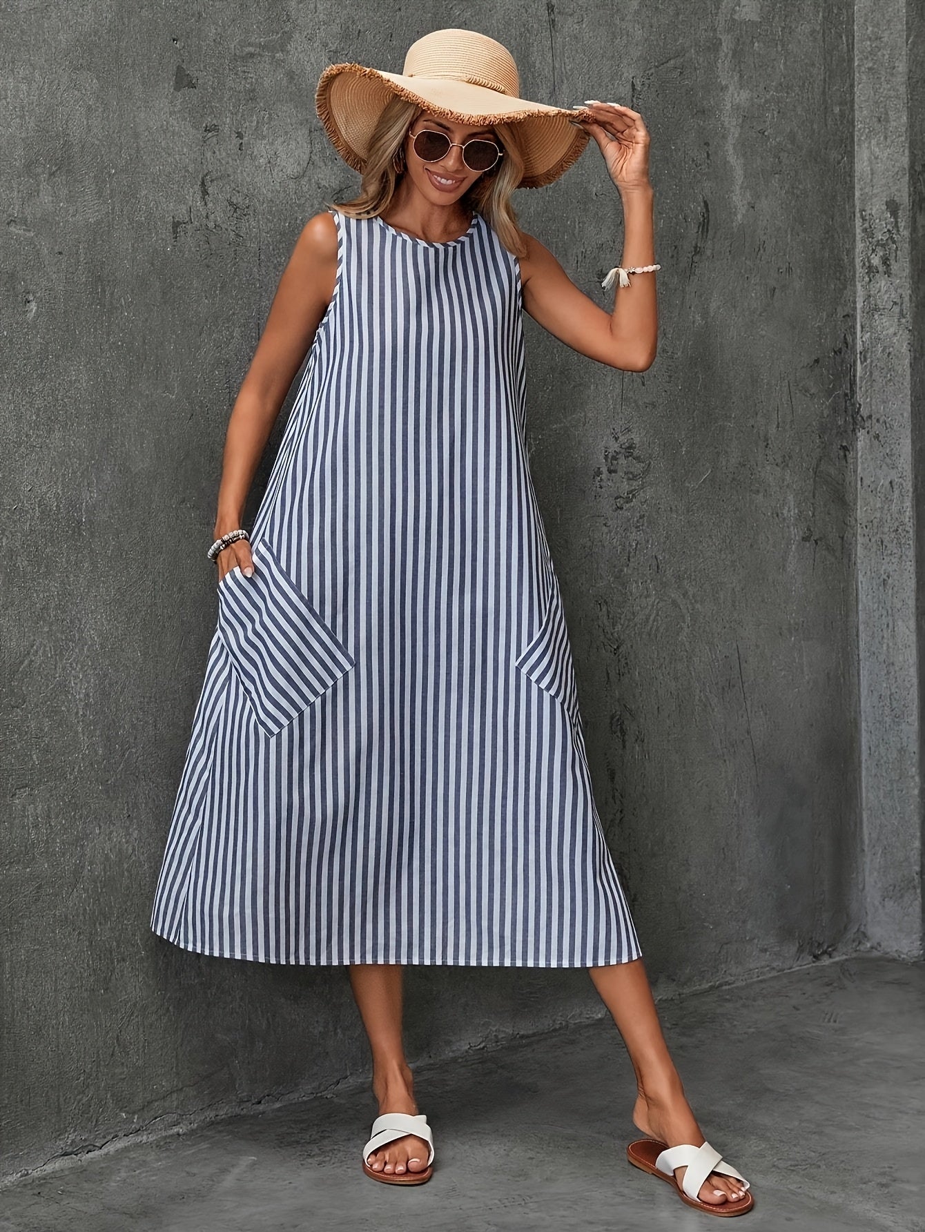 Product Image for WW | Stilvolle Ärmellose Midi Kleid Mit Taschen, Blaue Streifen / XL