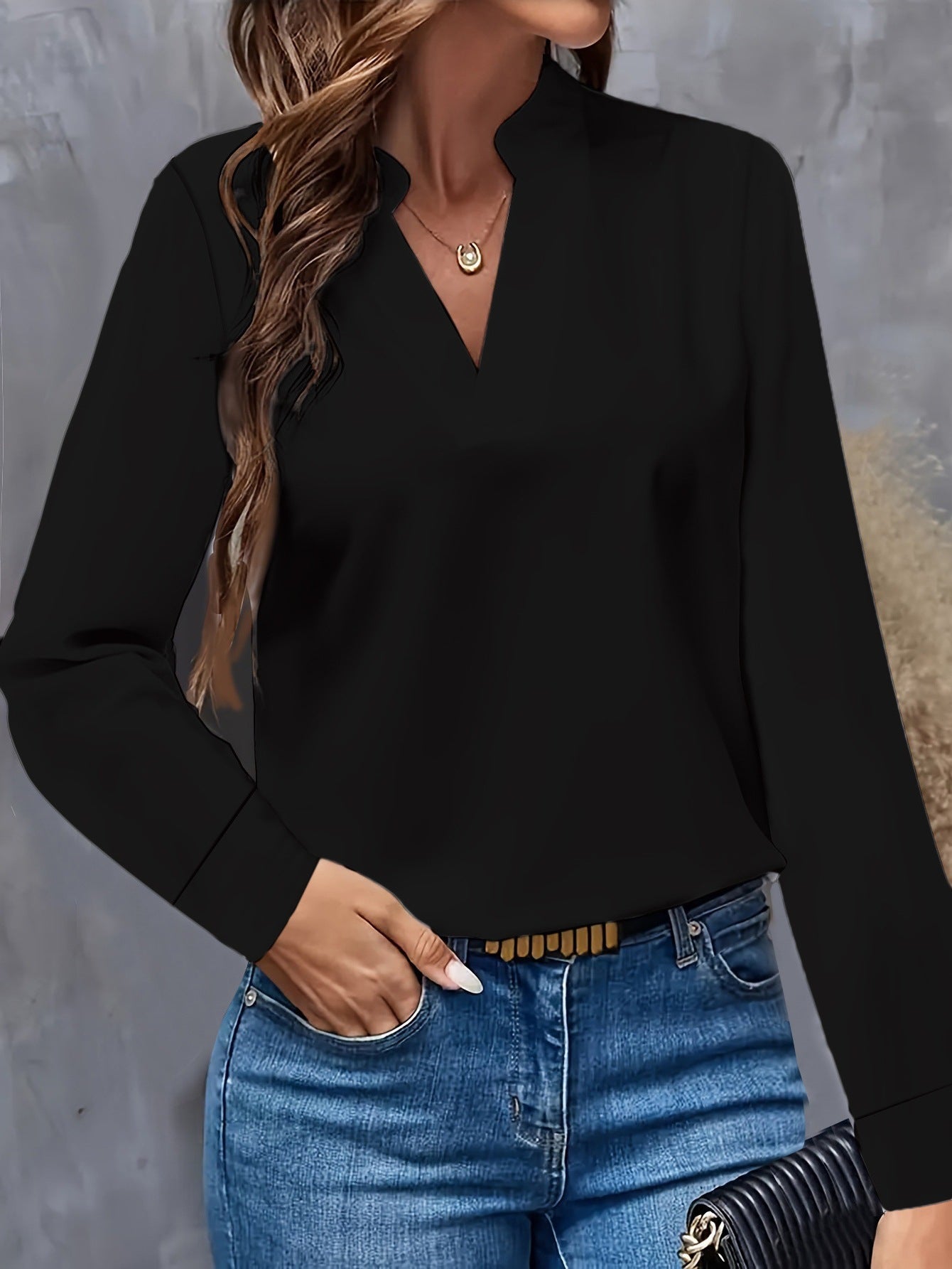 Product Image for Damen Bluse mit modischem V-Ausschnitt und eleganten langen Ärmeln WW, Schwarz / M