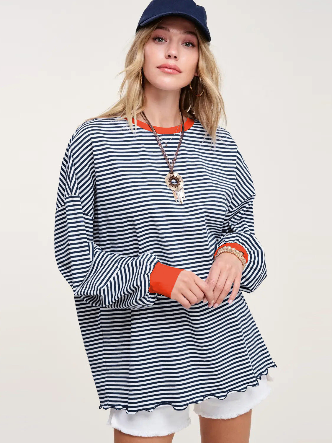 Product Image for Damen Lässiges gestreiftes Oversized Sweatshirt mit schwingendem Saum und geringelten Ärmeln WW, Blau / M