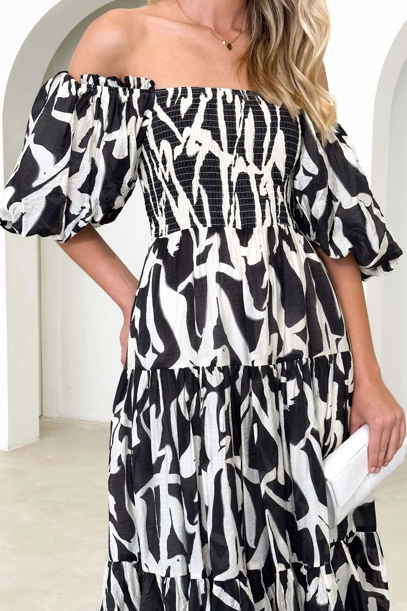 Product Image for WW | Puffärmel Bedrucktes Smocked Stufenkleid, Schwarz / XL