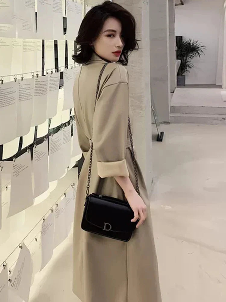 Product Image for WW | Lautaro Herbst Lang Schwarz Cool Pu Leder Trench Coat für Frauen Gürtel Einfach Knopf Lose Koreanische Mode Großhandelskleidung, Helles Khaki / 