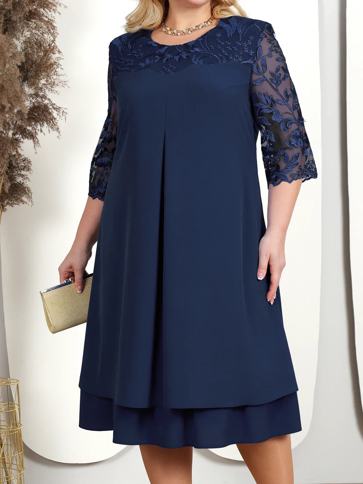 Product Image for WW | Elegantes Besticktes Abendkleid für Frauen, Marineblau / 4XL