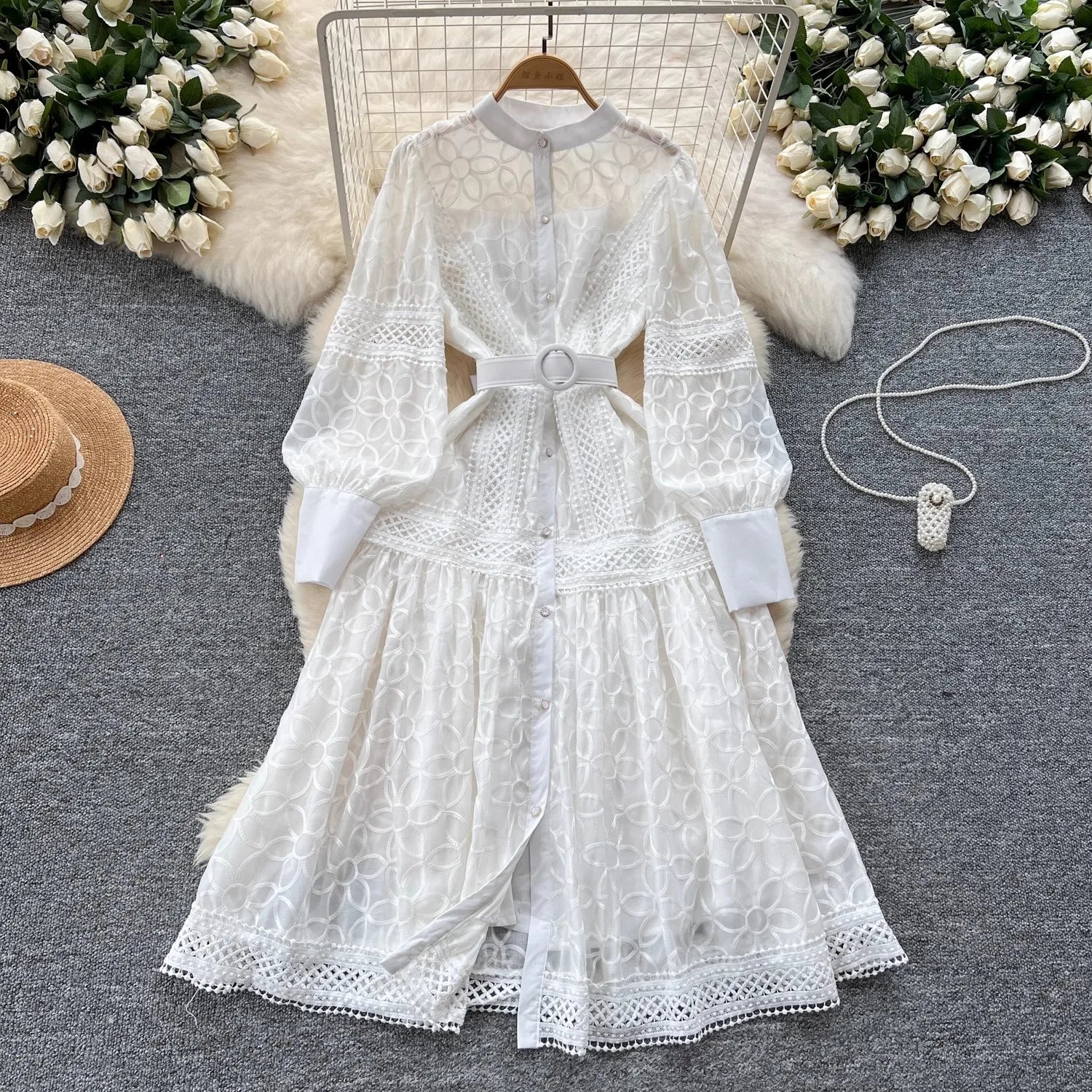 Product Image for WW | Herbst Elegant Hülse Ausgeschnitten Spliced Spitze Blumen Stickerei Kleid Damen Stehkragen Bandage Einfache Knopf Party Midi Kleider, weiß / S