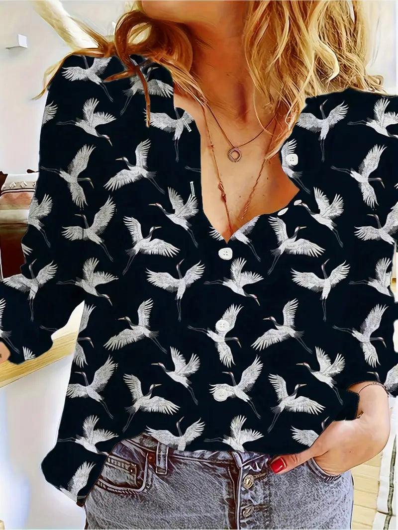 Product Image for WW | Schwarze Bluse mit Langen Ärmeln und Großdruck; Kragen mit Klappen, S / Schwarz