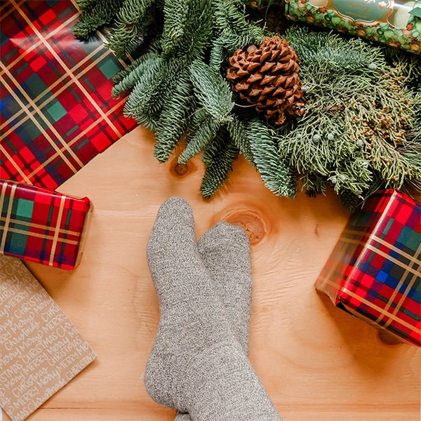 Wear Socks to Keep Feet Warm in Winter