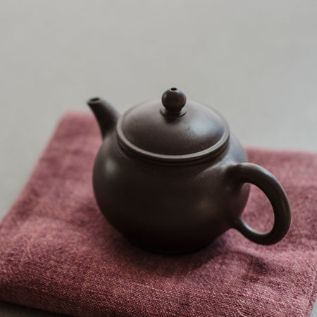 Clay Tea Kettle (8 oz) and Brazier – In Pursuit of Tea