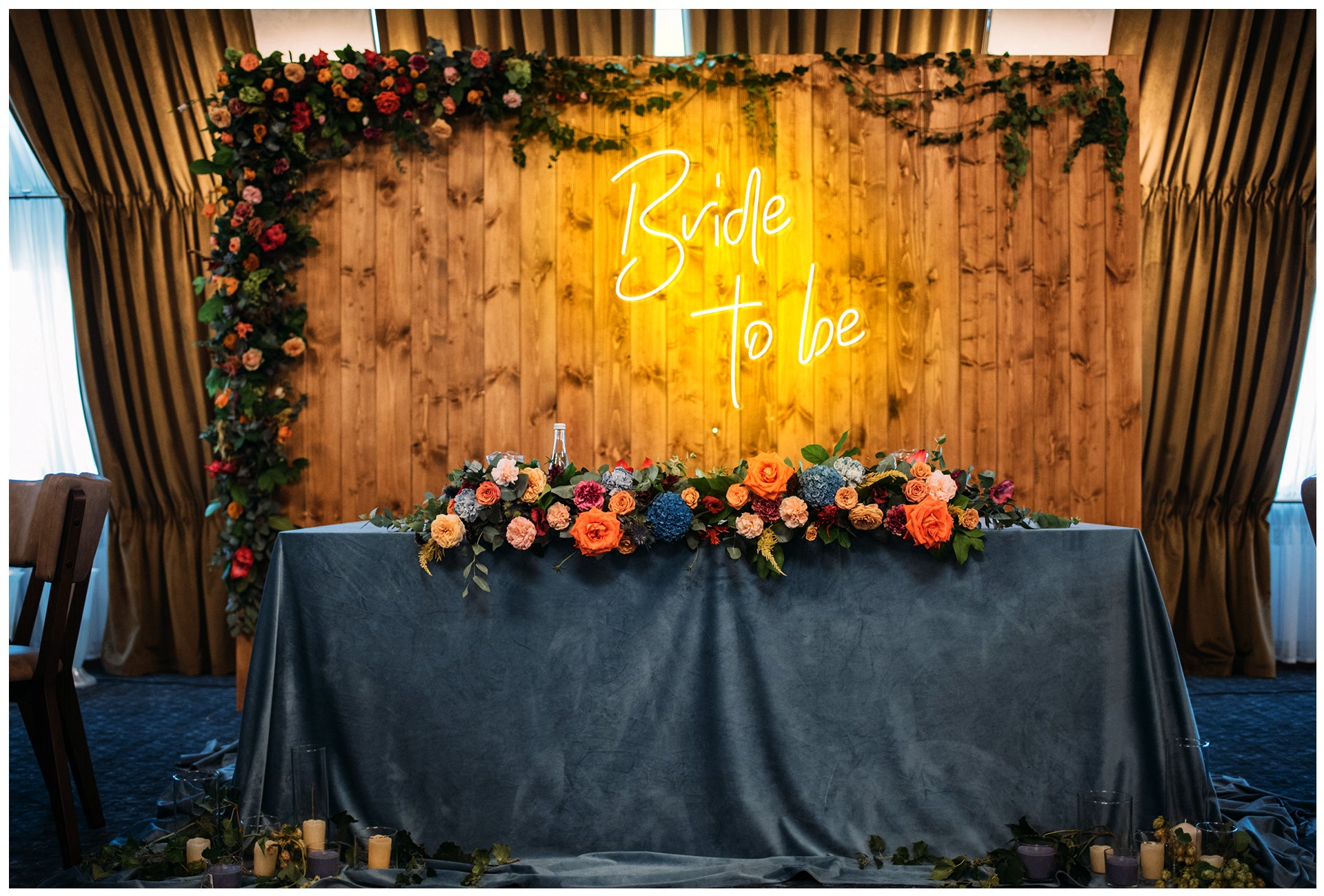 bride to be neon sign