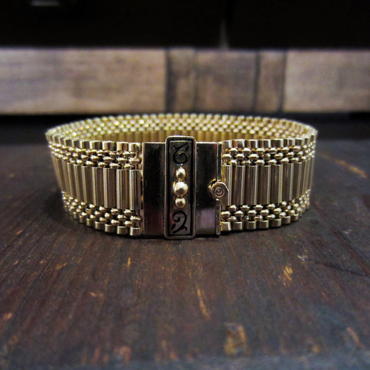 VL bracelet – Classy With A Curve LLC