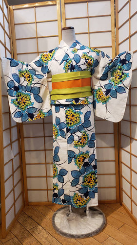 Traditional Yukata - Indigo with Woven Stone pattern