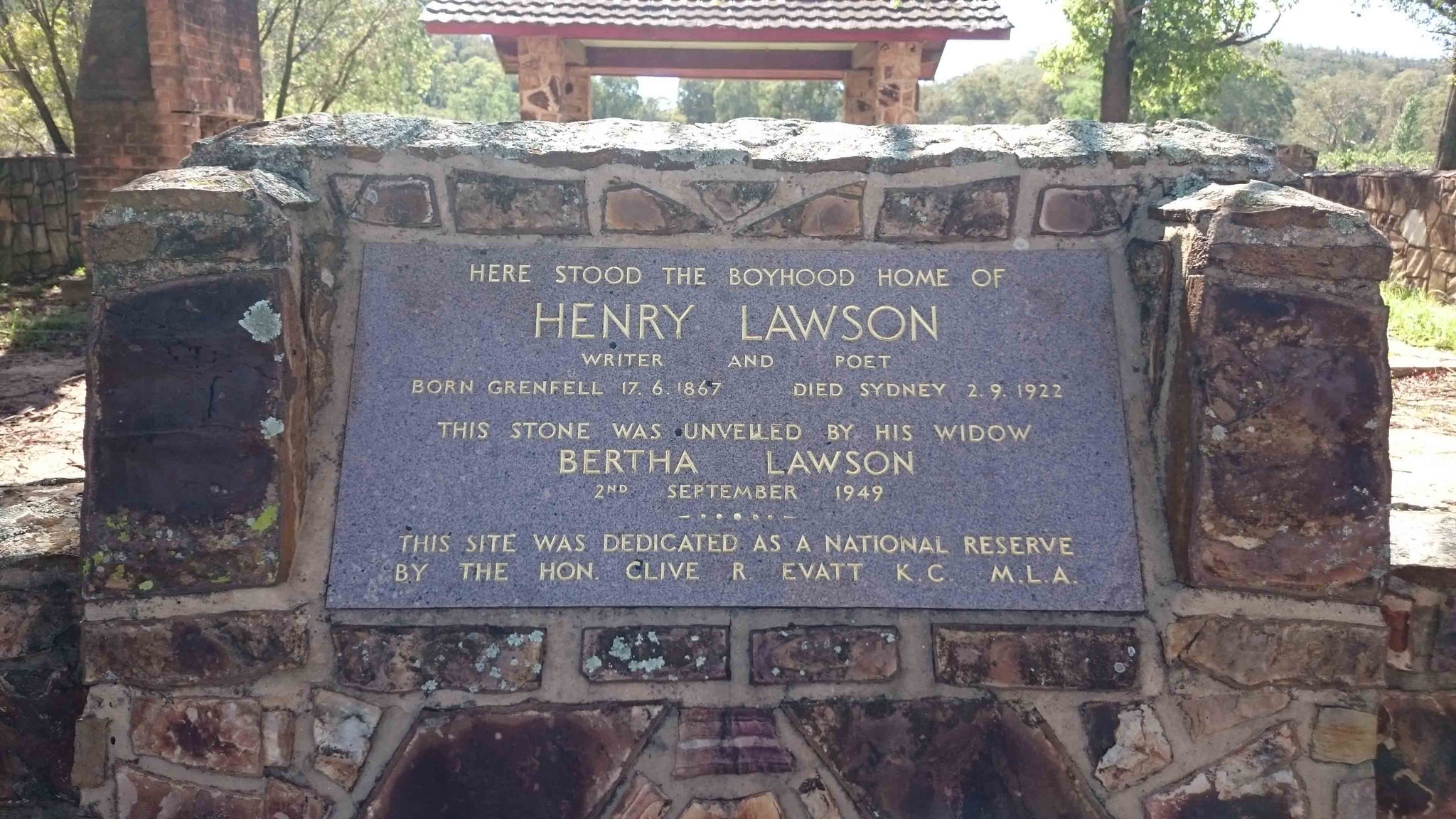 Eurunderee mid West Region New South Wales, Henry Lawsons Childhood Home known as Pipeclay, Commemorative Plaque Vineyards region near Mudgee. Pioneer Ruins, Louisa Lawson One Town at a Time, Kieran Wicks, Living Art Lifestyle. 