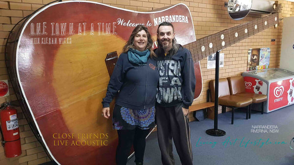 Close Friends by Kieran Wicks - Live Acoustic Rendition - Kieran Wicks and Sacha Laing visiting the Big Guitar in Narrandera Riverina Region of NSW