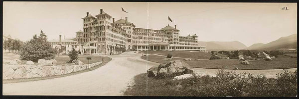 Mt. Washington hotel in Bretton Wood, New_Hampshire